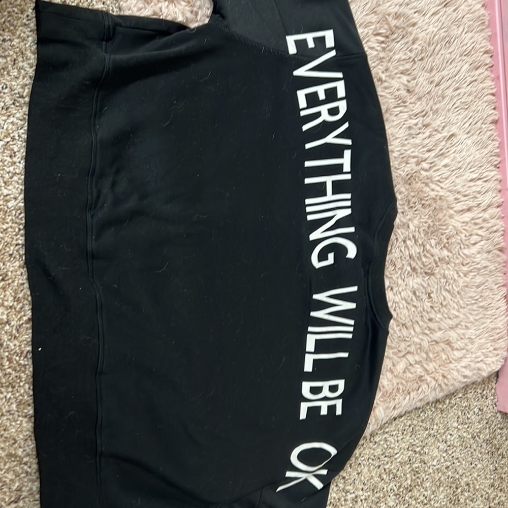 Hand-crafted Sweatshirt - Picture 5 of 9
